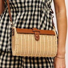 Load image into Gallery viewer, Urban Expressions - Benjamin Crossbody: Natural Tan