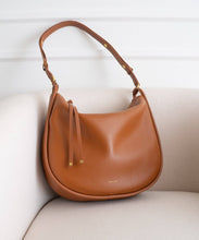 Load image into Gallery viewer, AALLYN - Marley Hobo - Leather: Biscotti