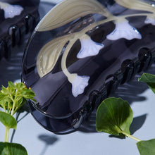 Load image into Gallery viewer, WINONA IRENE - Moonflower Claw