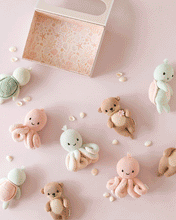 Load image into Gallery viewer, cuddle+kind - Baby octopus (soft coral pink)