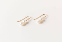 Load image into Gallery viewer, Sheena Marshall Jewelry - Pearl Drop Earrings