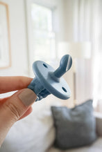 Load image into Gallery viewer, Itzy Ritzy - Sweetie Soother™ 0-6 Months / Neutral