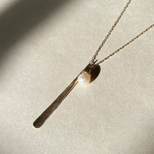 Load image into Gallery viewer, Elysium Jewelry - Hammered Stick and Stone Necklace: 14k Gold Fill / Pearl