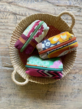 Load image into Gallery viewer, Belle's Nest - Zip Pouches