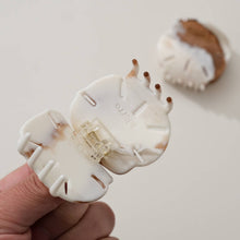 Load image into Gallery viewer, Adorro - Sand Dollar Claw Clip