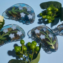 Load image into Gallery viewer, WINONA IRENE - Forget-Me-Not Claw