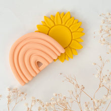 Load image into Gallery viewer, OB - Silicone Sunflower Teether - Orange