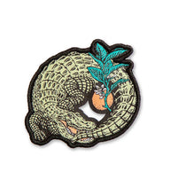 Load image into Gallery viewer, Freehand Goods - Ouroboros Woven Patch