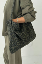 Load image into Gallery viewer, Le Bon Shoppe - Happy Carry Bag