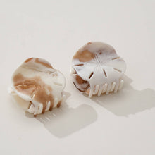 Load image into Gallery viewer, Adorro - Sand Dollar Claw Clip