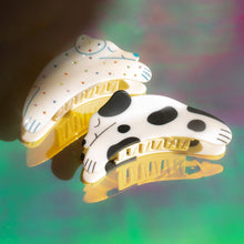 Load image into Gallery viewer, WINONA IRENE - Puppy Hair Claw