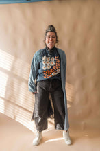 Load image into Gallery viewer, Ramble & Company - See the good flower Tee