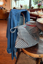 Load image into Gallery viewer, Le Bon Shoppe - Happy Carry Bag