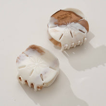 Load image into Gallery viewer, Adorro - Sand Dollar Claw Clip