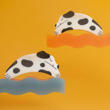 Load image into Gallery viewer, WINONA IRENE - Puppy Hair Claw