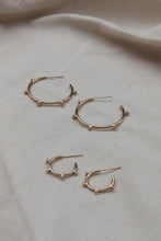 Load image into Gallery viewer, YEWŌ Collective - Small Bentu Hoops