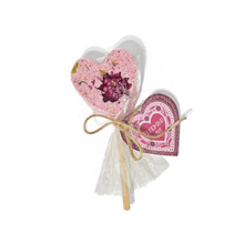 Load image into Gallery viewer, Sow the Magic - Blooming Love Sweet Heart Bath Clay Pop
