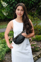 Load image into Gallery viewer, Bolsa Nova Handbags -  Light Taupe Avery Crossbody
