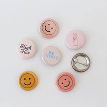 Load image into Gallery viewer, Handpicked Goods - Button Smiley pack
