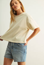 Load image into Gallery viewer, MIOU MUSE - SHORT SLEEVE LINEN KNITTED TOP
