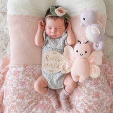 Load image into Gallery viewer, cuddle+kind - Baby butterfly (petal pink)
