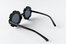 Load image into Gallery viewer, Babeehive Goods - Toddler &amp; Kid Daisy Sunglasses- Clear
