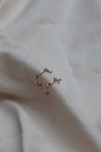 Load image into Gallery viewer, YEWŌ Collective - Small Bentu Hoops
