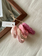 Load image into Gallery viewer, Adorro - Pink Wavy Seamless Hair Ties

