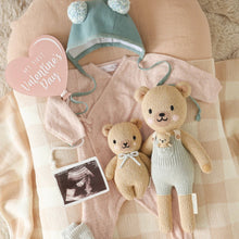 Load image into Gallery viewer, cuddle+kind - Alexander the honey bear: Little - 13"
