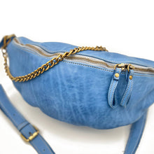 Load image into Gallery viewer, Bolsa Nova Handbags - Capri Leather Sling Bag: Mushroom
