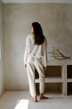 Load image into Gallery viewer, a.ren - Knit Organic Cotton Crew Neck
