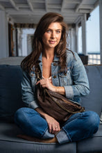 Load image into Gallery viewer, Bolsa Nova Handbags - Capri Leather Sling Bag: Mushroom
