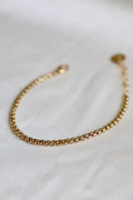 Load image into Gallery viewer, Katie Waltman Jewelry - HOLLAND GOLD BOX CHAIN BRACELET
