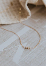 Load image into Gallery viewer, Hello Adorn - Pearl Linked Necklace
