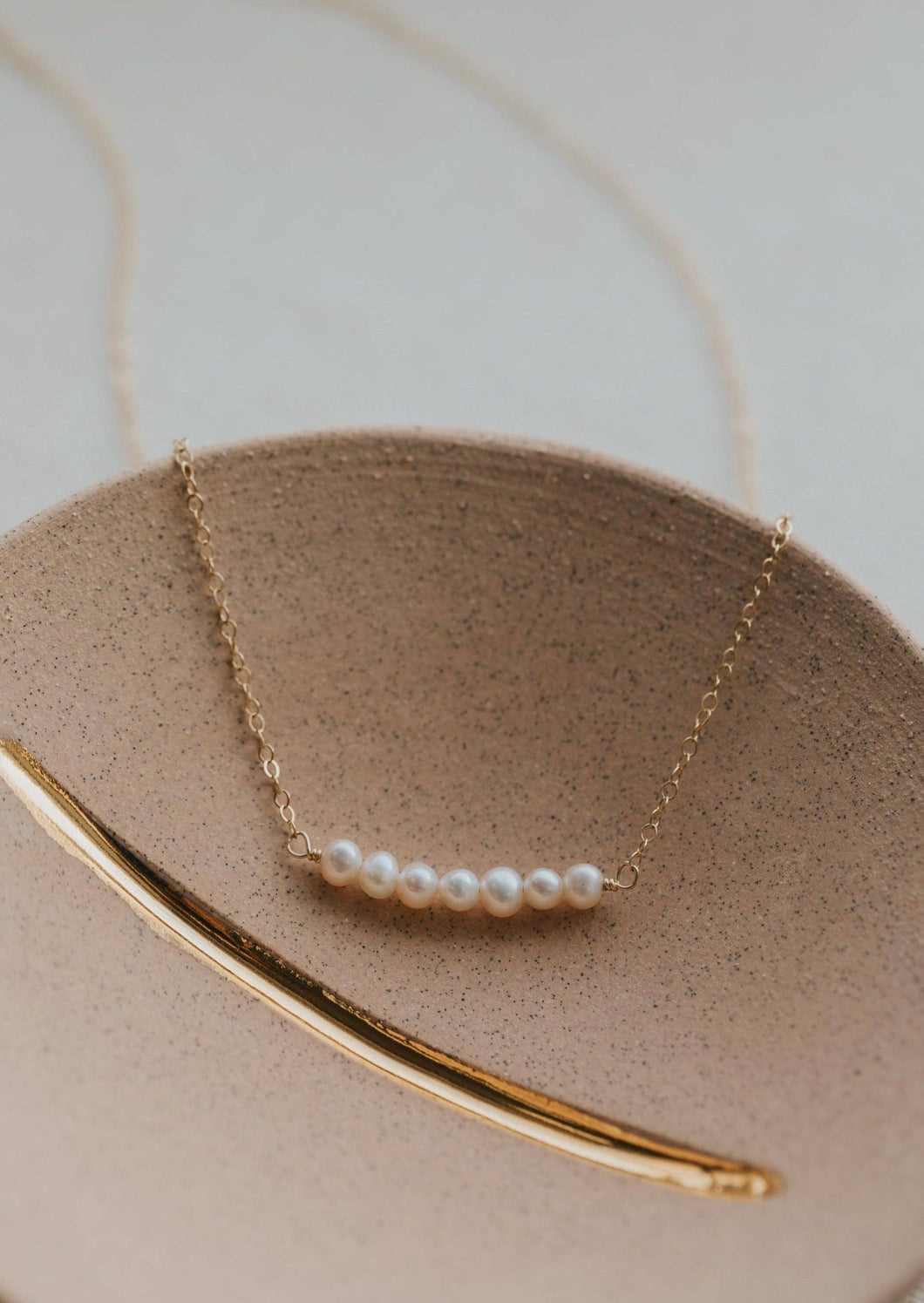 Hello Adorn - Pearl Linked Necklace