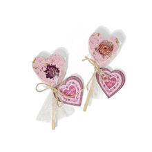 Load image into Gallery viewer, Sow the Magic - Blooming Love Sweet Heart Bath Clay Pop
