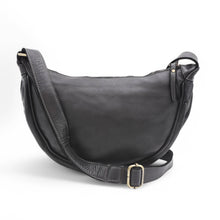 Load image into Gallery viewer, Bolsa Nova Handbags - Hug Leather Hobo - Cognac
