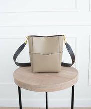Load image into Gallery viewer, AALLYN - Jordan Bucket Bag - Tobacco/Silver
