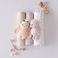 Load image into Gallery viewer, cuddle+kind - Baby butterfly (petal pink)
