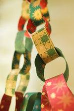 Load image into Gallery viewer, East End Press - FESTIVE PAPER CHAIN KIT
