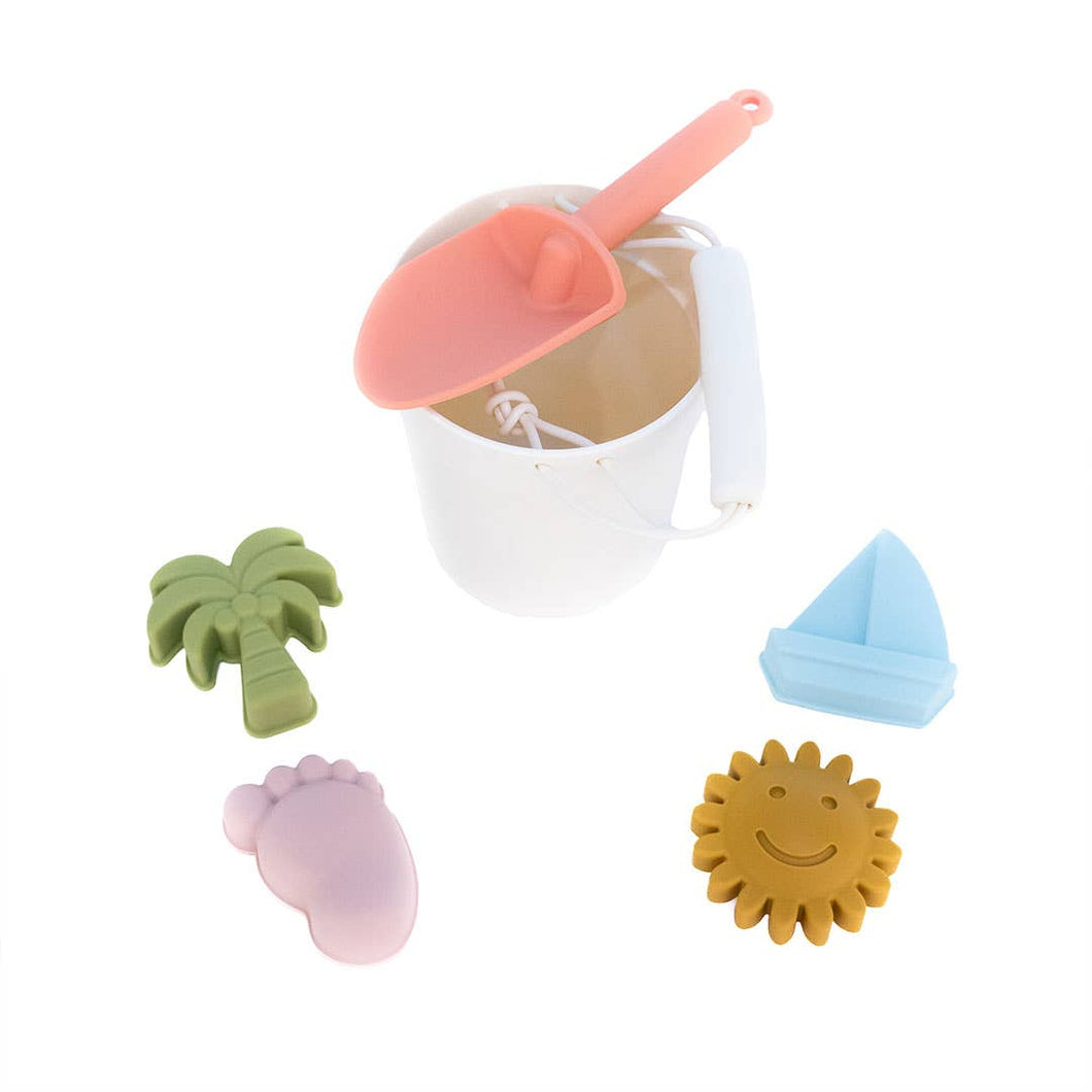 Emerson and Friends - Kids Silicone Beach Bucket and Sand Toys Gift Set