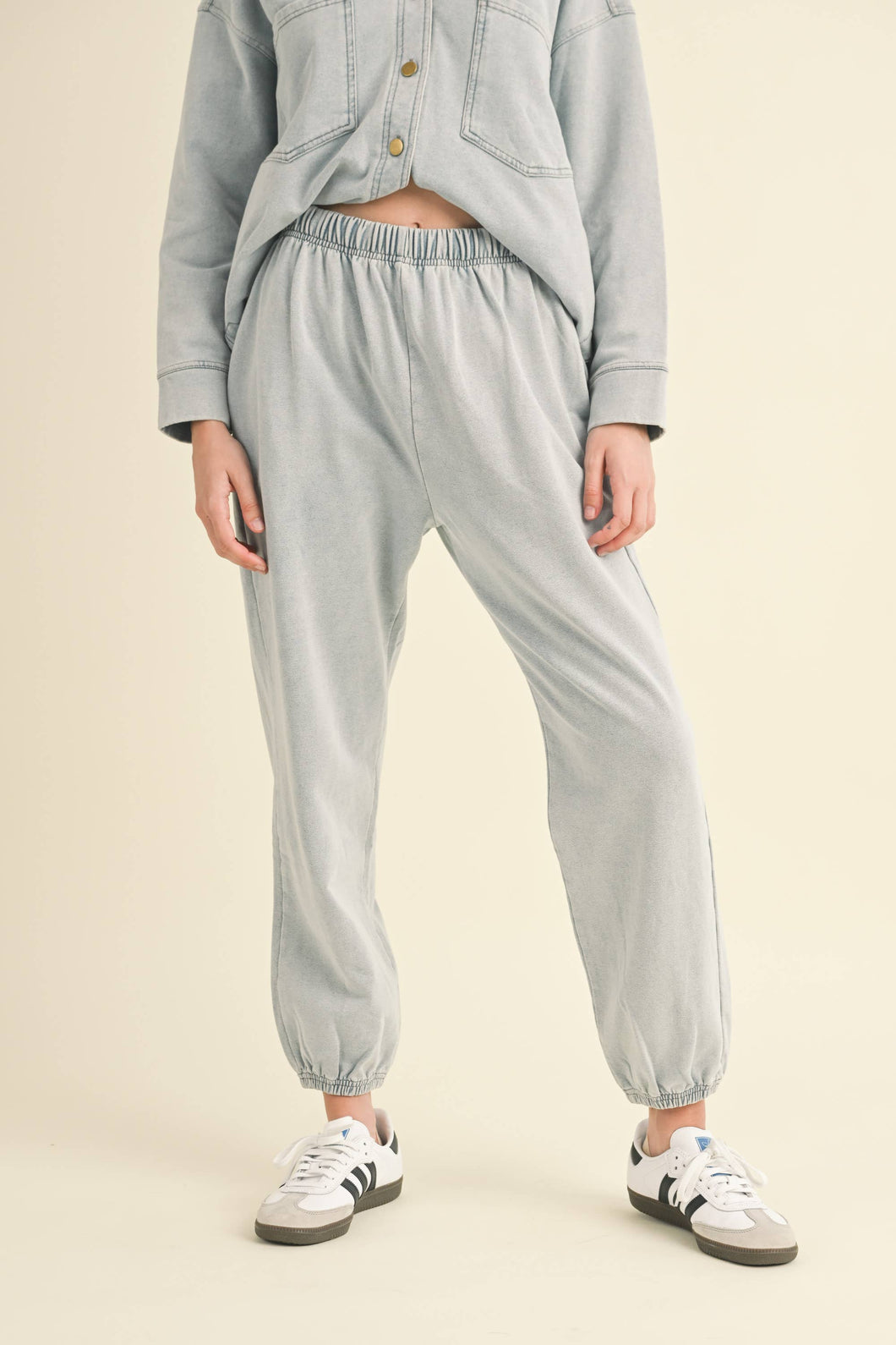 MIOU MUSE - WASHED BLUE SWEATPANTS