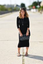 Load image into Gallery viewer, Bolsa Nova Handbags - Greta Clutch: Cognac
