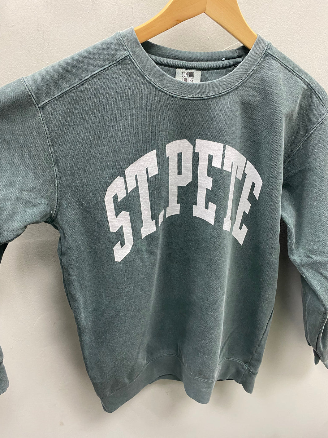 St Pete Collegiate Sweatshirt - Forest Green
