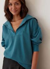 Load image into Gallery viewer, Grey State Washed Joni Pullover- Turquoise
