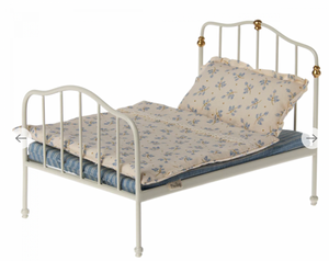 Maileg Bed- Off White