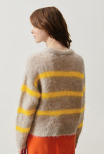 Load image into Gallery viewer, American Vintage Bymi Jumper- Yellow/Grey
