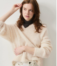 Load image into Gallery viewer, American Vintage Bymi Jumper- Cream
