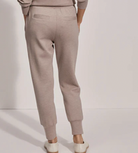 Load image into Gallery viewer, Varley Slim Cuff Pant- Taupe Marl
