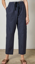 Load image into Gallery viewer, Lilla P Everyday Poplin Pant
